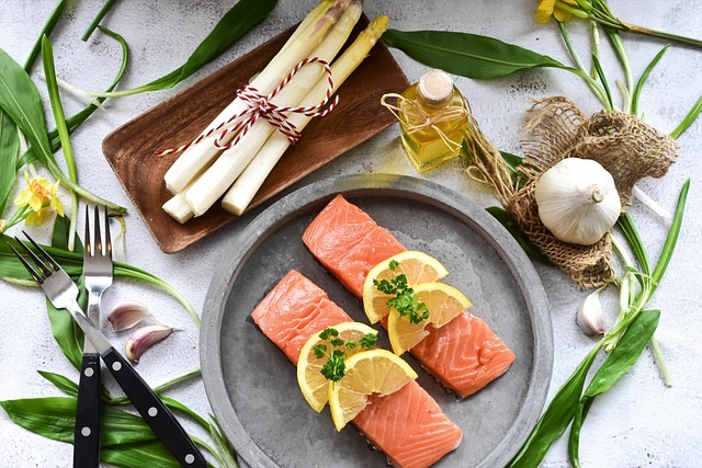 Receta: Salmón al Horno con Espárragos